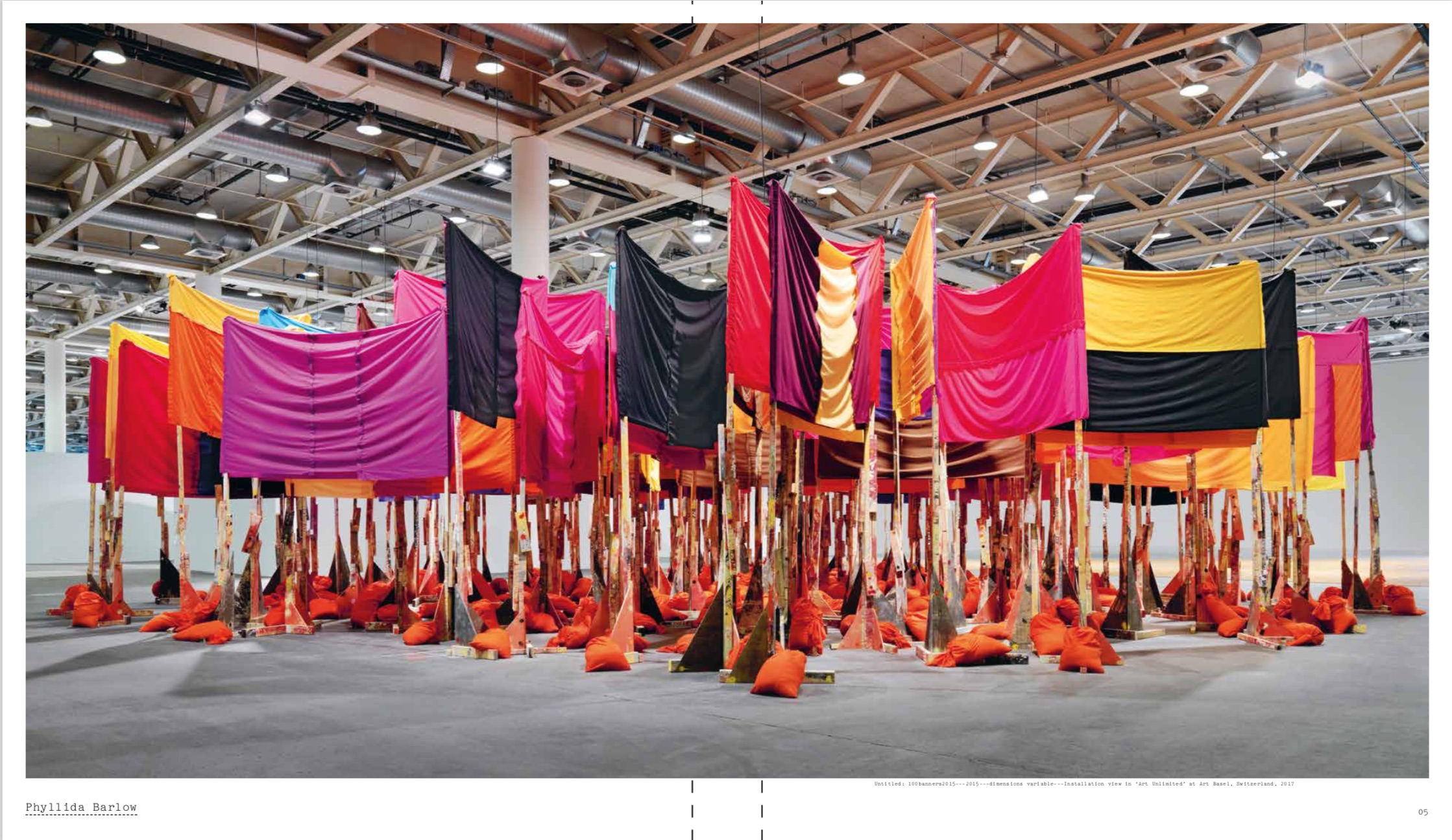 By PHAIDON EDITORS, Jenelle Porter from Vitamin T: Threads and Textiles in Contemporary Art copyright Phaidon 2019