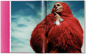 Gisele Bundchen SLIGHTLY DAMAGED COPY