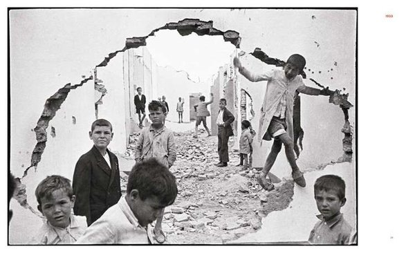 Magnum Contact Sheets