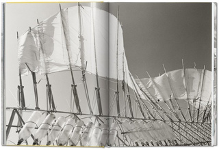 Strandbeest. The Dream Machines of Theo Jansen