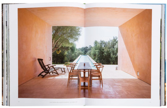 Sublime Hideaways : Remote Retreats and Residencies