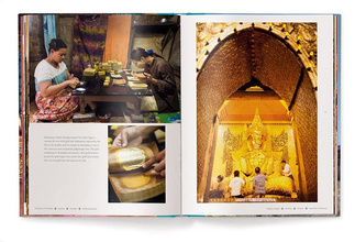 Sacred Spaces : The Holy Sites of Buddhism