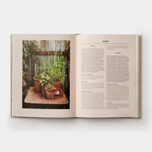 Grow Fruit & Vegetables in Pots : Planting Advice & Recipes from Great Dixter