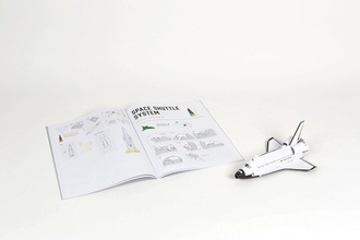 Space Racers : Make Your Own Paper Rockets