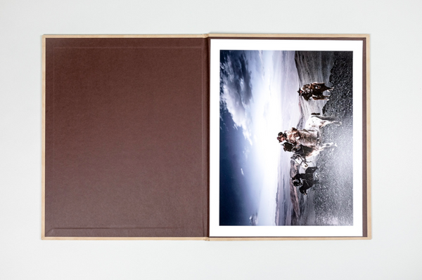 Before They Pass Away Collector's Edition + PHOTO