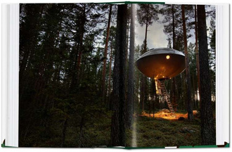 Tree Houses (egzemplarz z przetartą okładką)