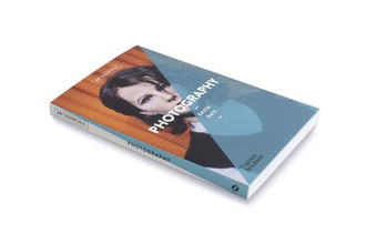 Photography (Art Essentials)