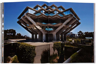 Temples of Books : Magnificent Libraries Around the World