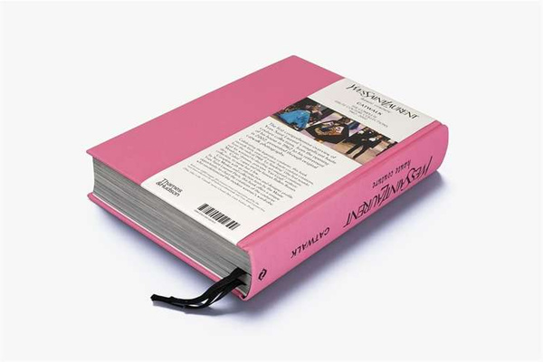 Yves Saint Laurent Catwalk - The Complete Haute Couture Collections 1962-2002