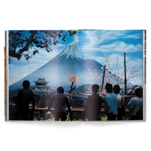 Elliott Erwitt's Kolor