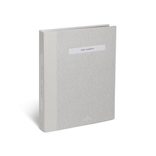 Karl Lagerfeld : A Line of Beauty