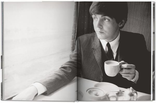 Harry Benson. The Beatles