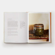 Grow Fruit & Vegetables in Pots : Planting Advice & Recipes from Great Dixter