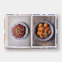 The Arabesque Table : Contemporary Recipes from the Arab World