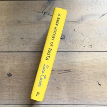 A Brief History of Pasta : The Italian Food that Shaped the World