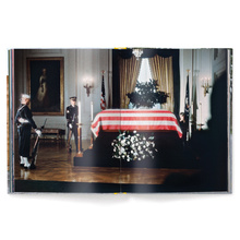 Elliott Erwitt's Kolor