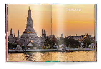 Sacred Spaces : The Holy Sites of Buddhism