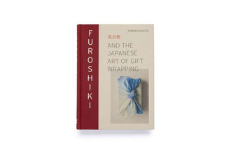 Furoshiki : And the Japanese Art of Gift Wrapping by Tomoko Kakita