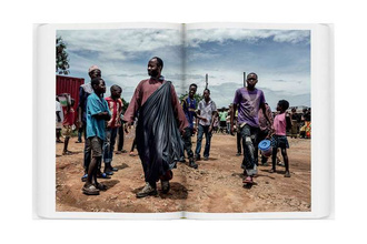 Jonas Bendiksen – The Last Testament