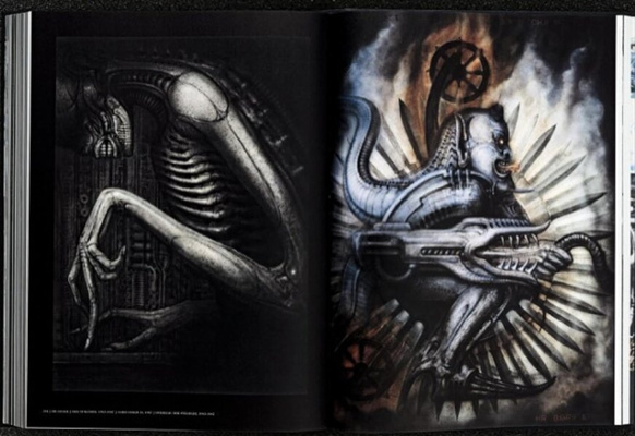 HR Giger XXL