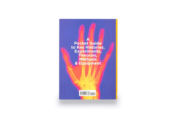 The Short Story of Science : A Pocket Guide to Key Histories, Experiments, Theories, Instruments and Methods