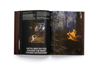 Marina Abramovic : A Visual Biography