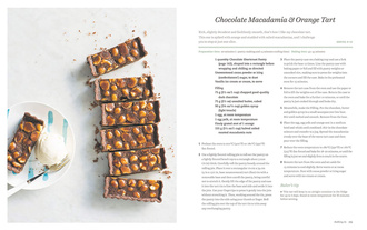 BakeClass Step by Step : Recipes for savoury bakes, bread, cakes, biscuits and desserts