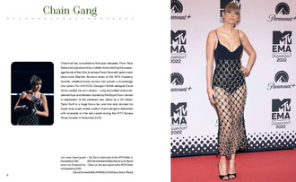 Taylor Swift : And the Clothes She Wears